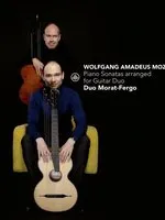 Omslag van Wolfgang Amadeus Mozart: Piano Sonatas Arranged for Guitar Duo